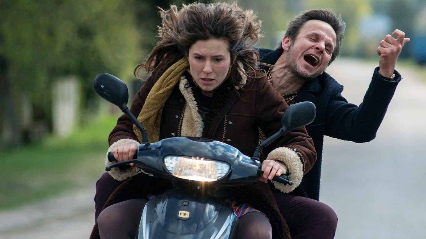 A Hole in the Head backdrop