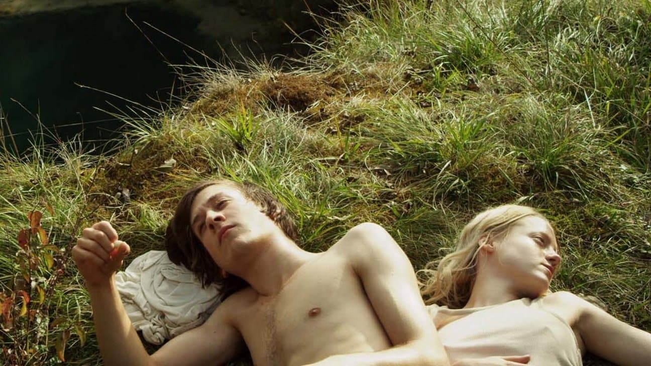 My Brother’s Name Is Robert and He Is an Idiot backdrop